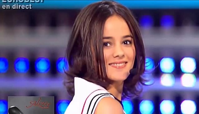 Блеск, Красота И Чистый Голос – Ализе (Alizee) – J’en Ai Marre