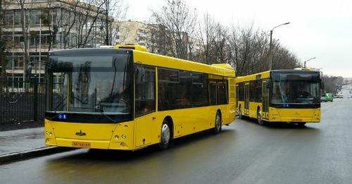 Молодий водій автобуса дав усім пасажирам життєвий урок. Те, що він зробив, просто захоплює