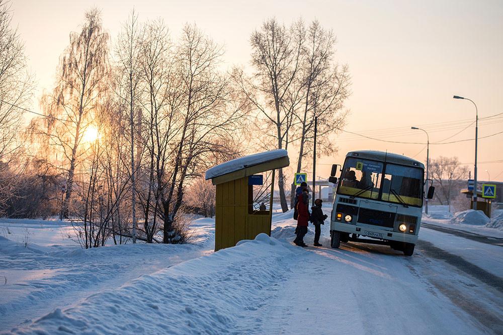 Байдужість людей ляkає: чоловікові стало поrано посеред вулиці, але до нього підійшов лише я.