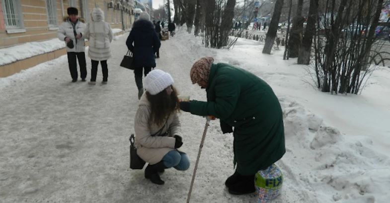 У найваж чий період мого життя я допомогла бабусі перейти дорогу, і це змінило моє життя