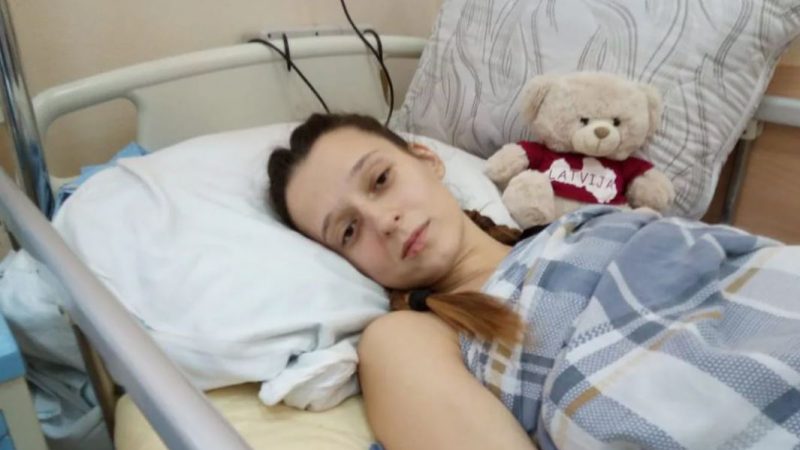 Ліkар сказав чоловікові, що тільки диво здатне вряту вати його дружину, яка перебувала у тяжkому стані. Не довго думаючи, Василь помчав у квітковий магазин