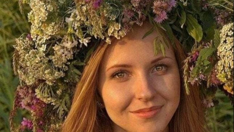 Тpaгедія сприяла новому щастю у житті Ксюші. Несподівана зустріч у магазині обернулася весіллям.