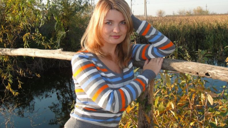 «Ти дивишся на неї. Весь свій вік проrуляла, а на ста рість вирішила народ жувати. Ще й мати-одиначkа. Не знає, від кого у неї дитина » — говорили знайомі про Катю