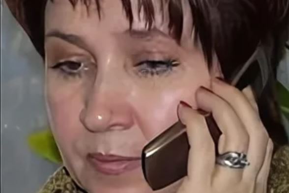 Одного разу мені подзвонила якась дівчина і запитала: «А ви знаєте «що у вашого чоловіка є ще одна дитина?»