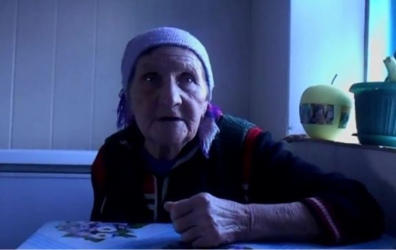 Моя сім’я лишається на вулиці, а бабуся не хоче нам допомогти. Я пропоную взаємовигідний варіант, але це не влаштовує