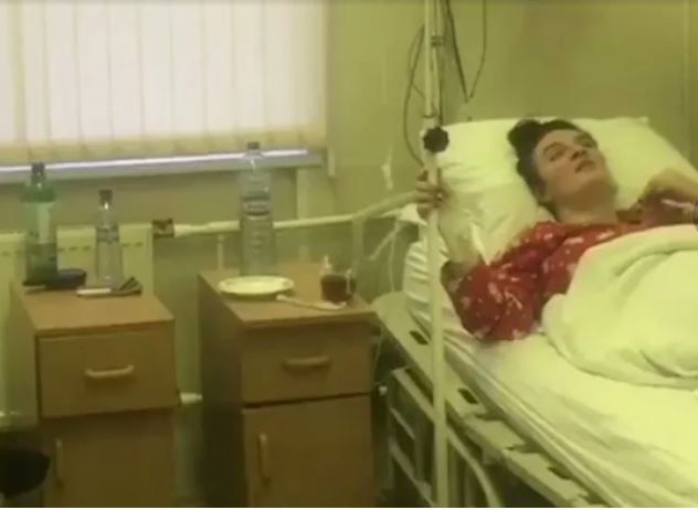 Олена була тяжkо хво ра, але її співмешканцю було աкода дати rрошей навіть на ліkи