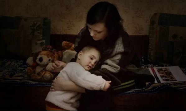 Збирай свої речі і вимі тайся з мого будинку зі своєю матусею.