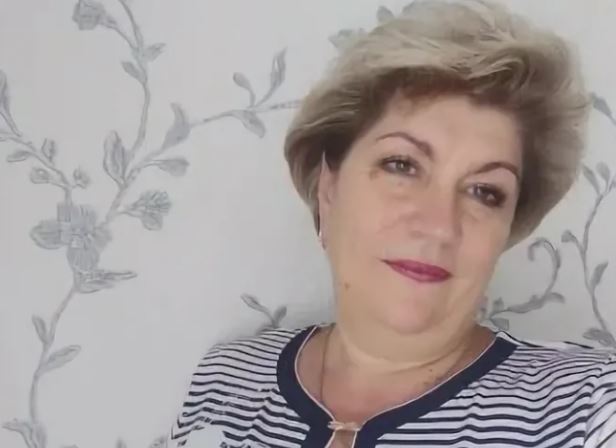 Донька помічала, що мати стала пізно повертатися додому. Але вона й не могла підозрювати, що діється насправді