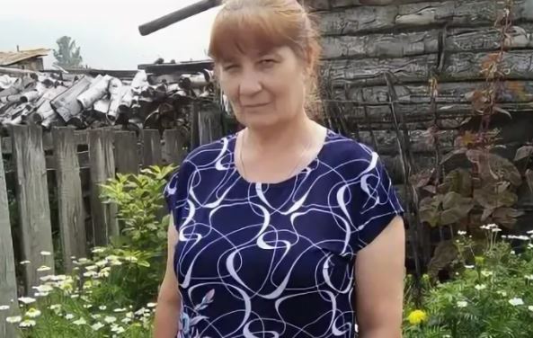 Чоловік підняв руку на Аліну за те, що та попросила бути тихіше, оскільки дитина не могла заснути. Після цього дівчина стала справжнім ізгоєм у селі.