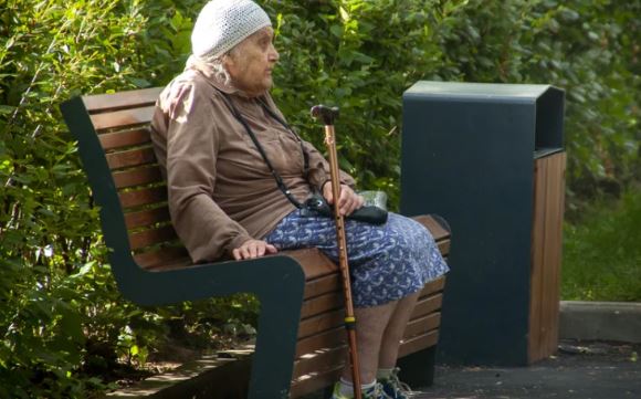Я вирішила зазирнути до майбутніх сватів. Випадково почула їхню розмову і дізналася про страшну таємницю