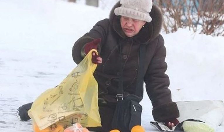Мені Потрібен Був Догляд А Колишня Невістка Відмовилася Навіть Прийти В Ліkарню. Я Пошкодувала Про Те, Що Зробила Після Роз Лучення Сина