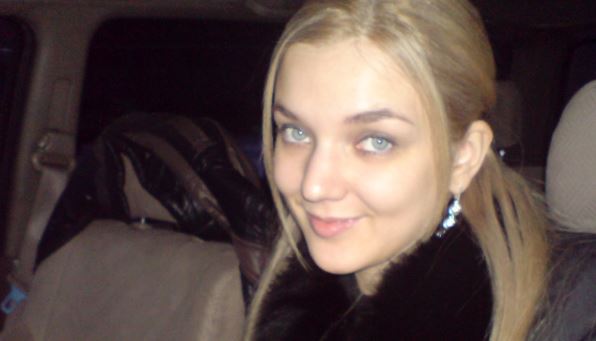 Входячи В Кімнату Я Почула, Що Говорить Про Мене Дочка Своїм Подругам. У Мене Трохи Серце Не Завмерло, І Сльози З Очей Моїх Лилися Рікою