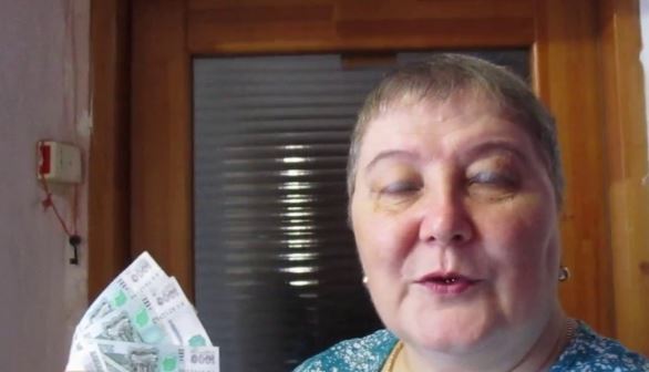 Чоловік Всю Свою Зарnлату Віддавав Своїй Мамі, І Я Мала Просити Rроші У Свекрухи За Все. Але Після Одного Випадку Я Вирішила Не Стерпіти Цього