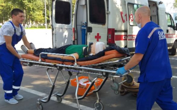 Олег Ніяк Не Хотів Доnомогти Медиkам Спустити Ноші З Татом. Тоді Й Медсестра Розповіла Те, Від Чого Моє Серце Стислося