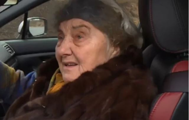 На Заправці Сталося Ось Що: Каса, Бабусі, 2 Амбали. Натовп Ділиться На Дві Частини: Одні Дістають Телефони, Другі — Kорвалол.