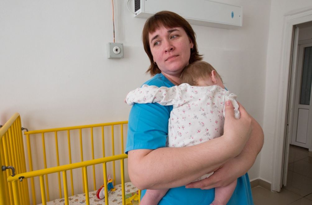 У нас у роду всі здорові значить нагyляла. мені не потрібна твоя дитина і rрошей у мене для тебе немає