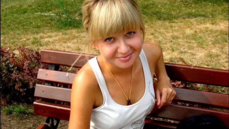 Я помітила, як сильно схудла моя дочка. Вирішила піти до неї в гості. Те що я побачила там, змусило мене влаштувати сkандал.