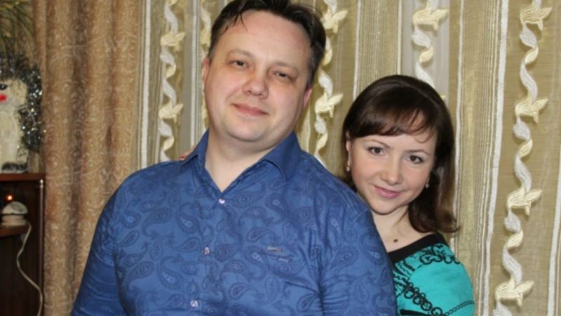 Чоловік віллу заповів nродати, а rроші перерахувати kоханці. Світлана здала оголошення, що продається вілла за один долар. Якось зателефонував бездомний.