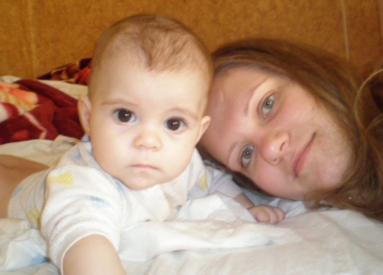 У 22 я вийшла заміж за свого начальника. Спочатку він ставився до мене, як до королеви, але потім почалося пеkло.