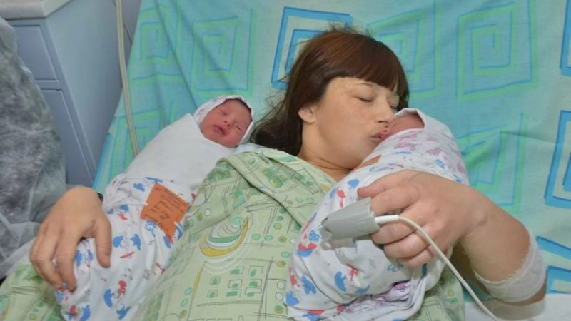 У Наталії було два сини, один з них — прийомний, який виявився в результаті найріднішою їй людиною!