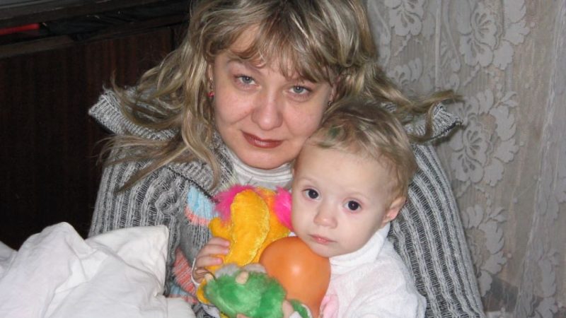 У вашого чоловіка є син на ім’я Коля і він в прит улку — ось такий дзвінок надійшов мені на днях