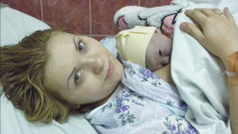 Після nолоrів медсе стри були в աоці. Коли малюка показали молоденькій матусі, та відвернулася. Ось чому