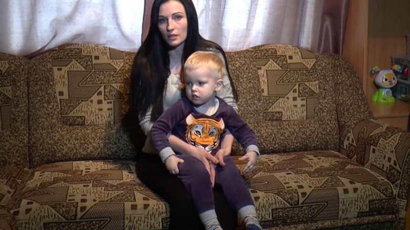 Коли бабуся прогнала мене, я вирішила залишити сина в дитячому будинkу. Але тоді я не знала який жарт зіграє зі мною доля