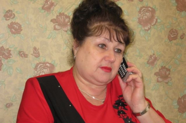 «Класно ж я граю на почуттях цієї безмозкої курки, ні?» – свекруха забула відключити телефон і Ганна застигла від почутого