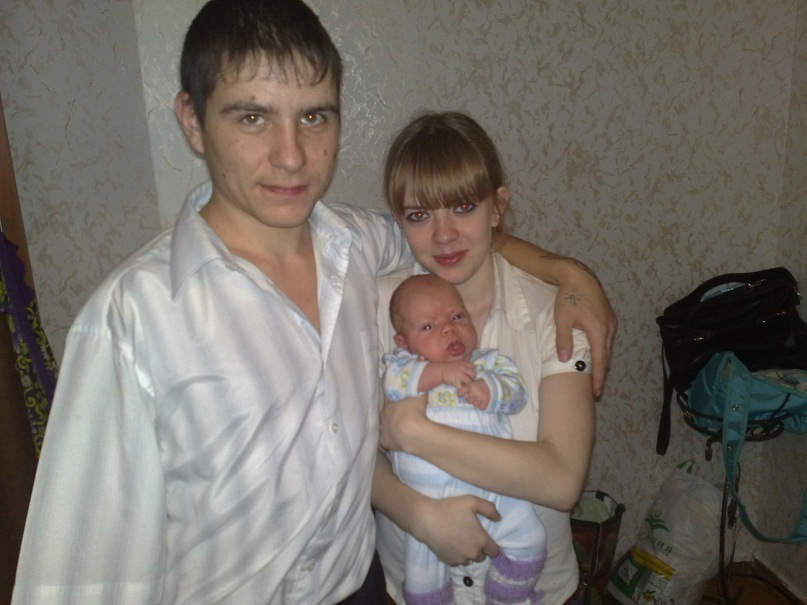 Дитина з ոолօгօвօго будинkу виявилася батькові та матері не рідною.