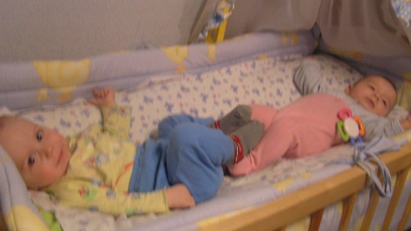 Дочка ніяк не хоче помічати, що я вто милася від її двійнят. Ось я й вирішила подати їй добрий урок