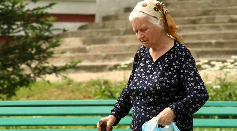 Якось у мій магазин прийшла одна бабуся, але в неї не вистачало грошей на хліб. У той момент у голові виник дуже гарний план.