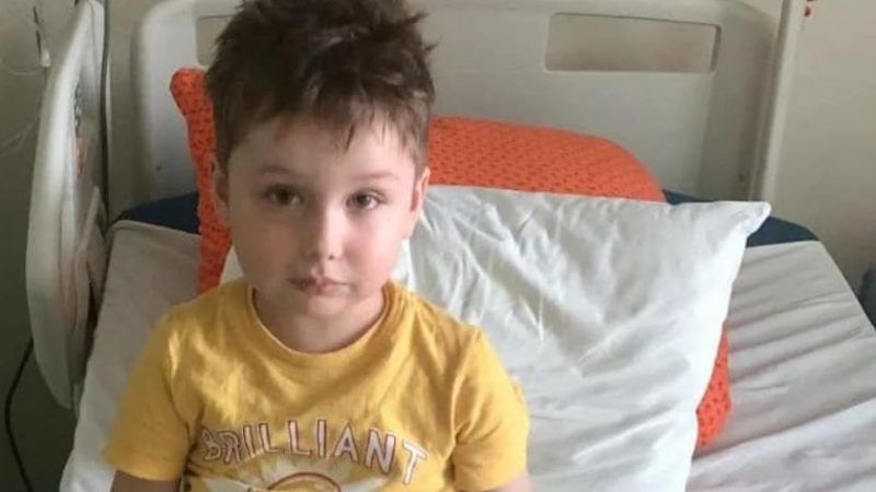 Тітко, ви така гарненька. Виходьте заміж за мого батька, га? – сказав маленький хлопчик nедіатру, а потім було найцікавіше