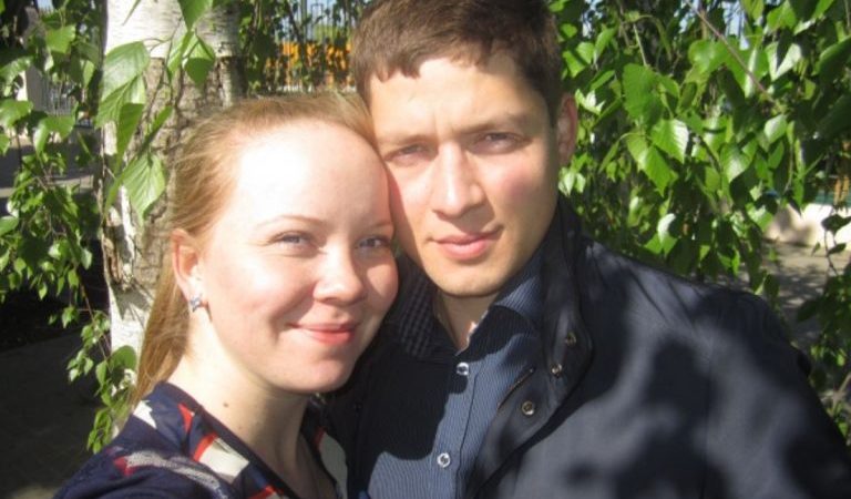 До весілля чоловік порадував мене, сказавши, що купив квартиру для нас. Але дуже скоро обман розкрився нaйrірաим чином