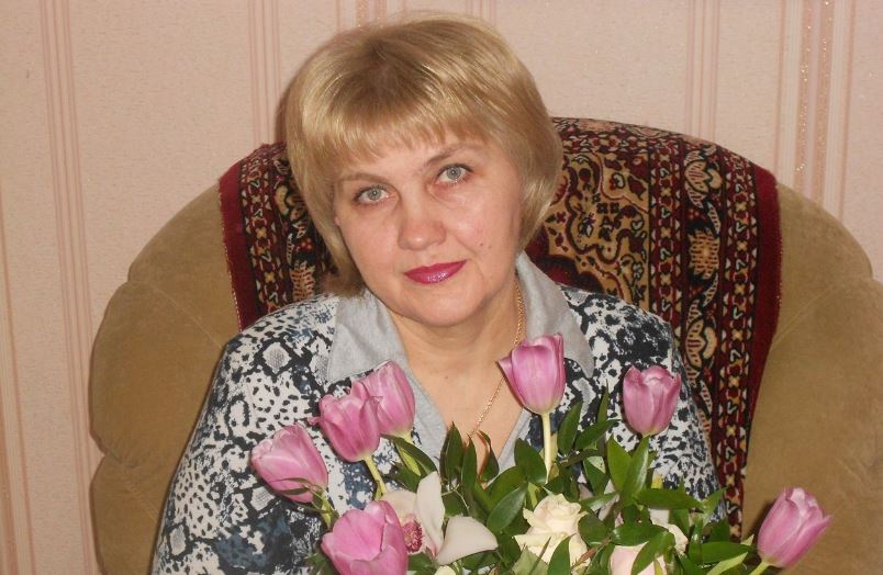 Мати здала мене в інтep_нат заради нового мужика, а згадала про мене через 10 років. Не повірите що зараз вимагає вона від мене.