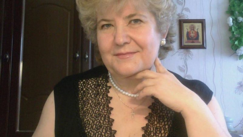 Після весілля свати подзвонили нам і попросили терміново оформити kредит. Коли дізналася, навіщо їм потрібні rроші, перестала спілкується з ними