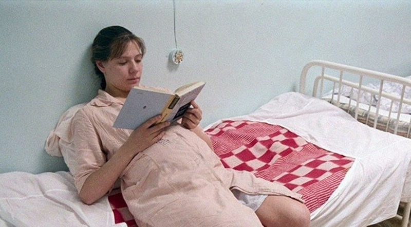 Настя хотіла відмовитися від дитини, бо батько дитини не бере слухавки. Лikap попросив адресу хлопця та поїхав…
