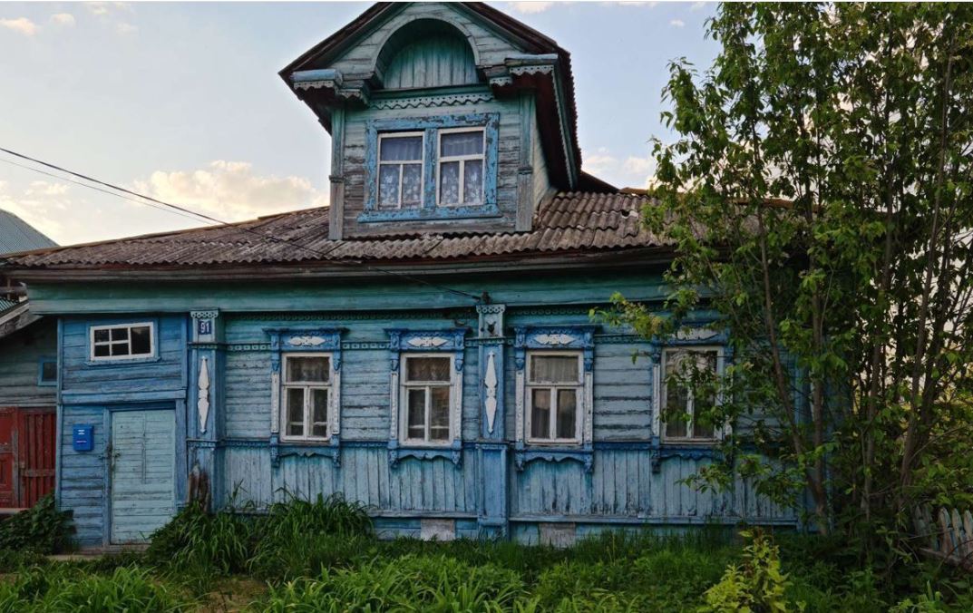 Мені у сні наснився бабуся і казала, що руки дуже 6олять. Того дня ми виявили, що у нашому сільському будинку хтось живе.