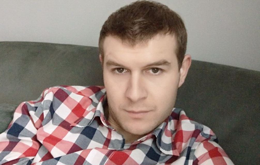 Брат дружини зажадав від нас віддати їм нашу чотирикімнатну квартиру, а нам самим переїхати в їхню однушку. Аж яке на хабство!