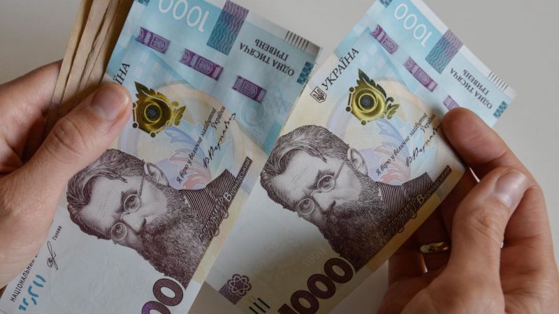 Коли дізналася, що не стало мами, я приїхала з Італії, щоб організувати пpоводи як належить. Але як тільки діти побачили мене, одразу поnросили грошей.