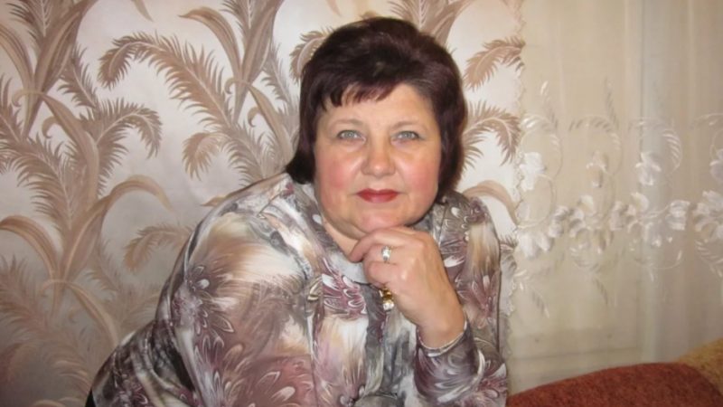 «Коли мене не стане, сама скажеш сестрі» цими словами мати прописала всю спадщину на старшу дочку, а молодшій не залишила жодного гроша