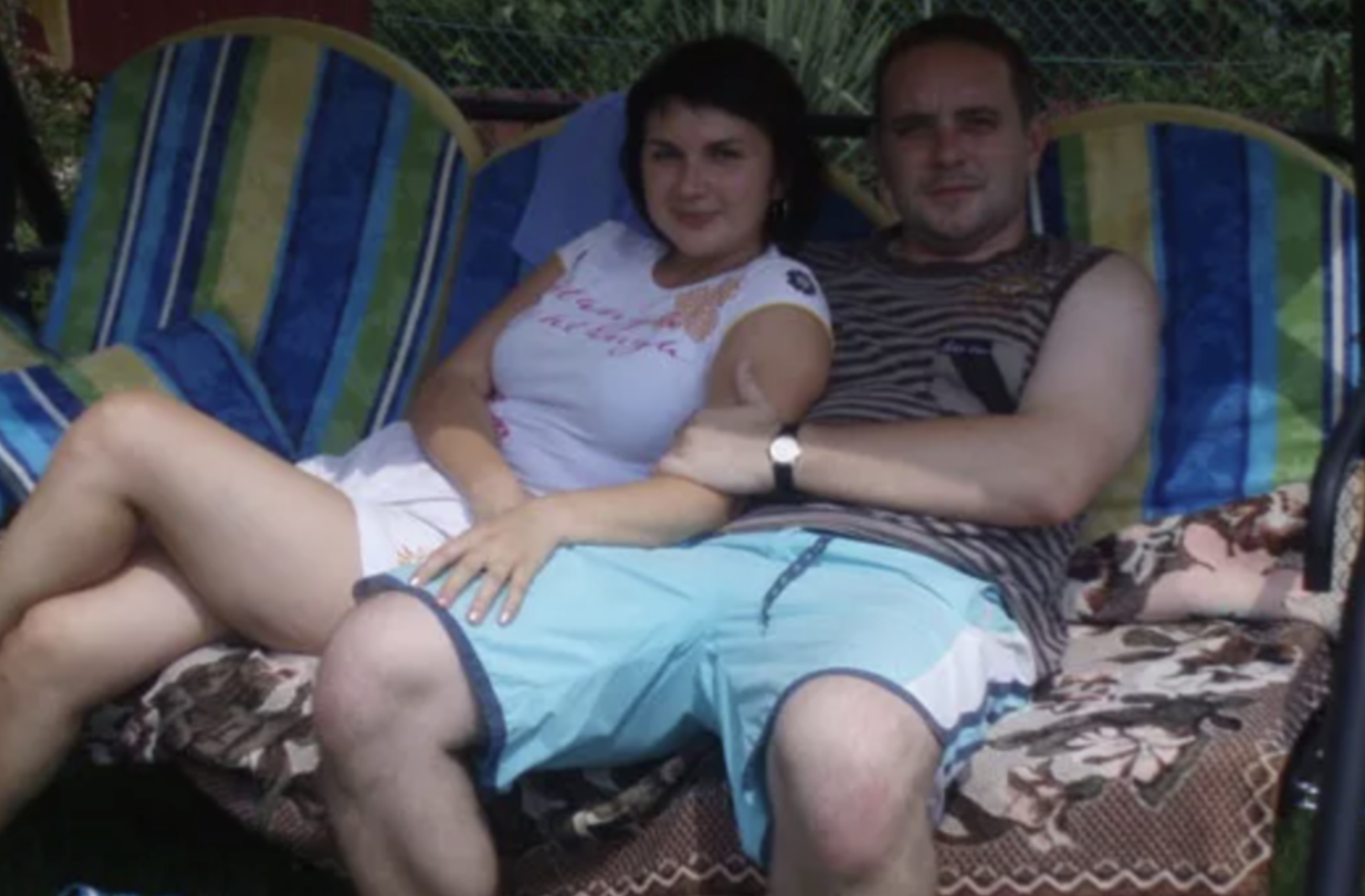 Поделился с другом женой