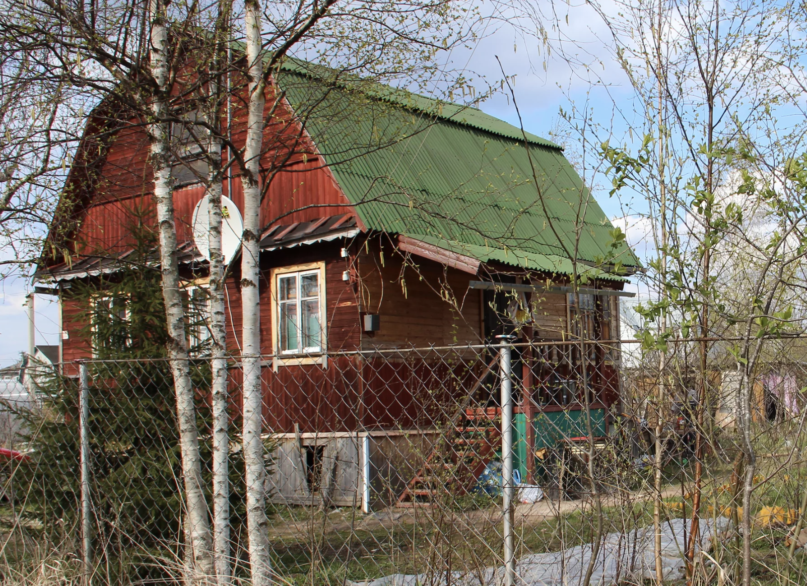 Син зрадів, коли дізнався, що я купила дачу, але коли я сказала йому, на які гроші, він перестав зі мною спілкуватися.